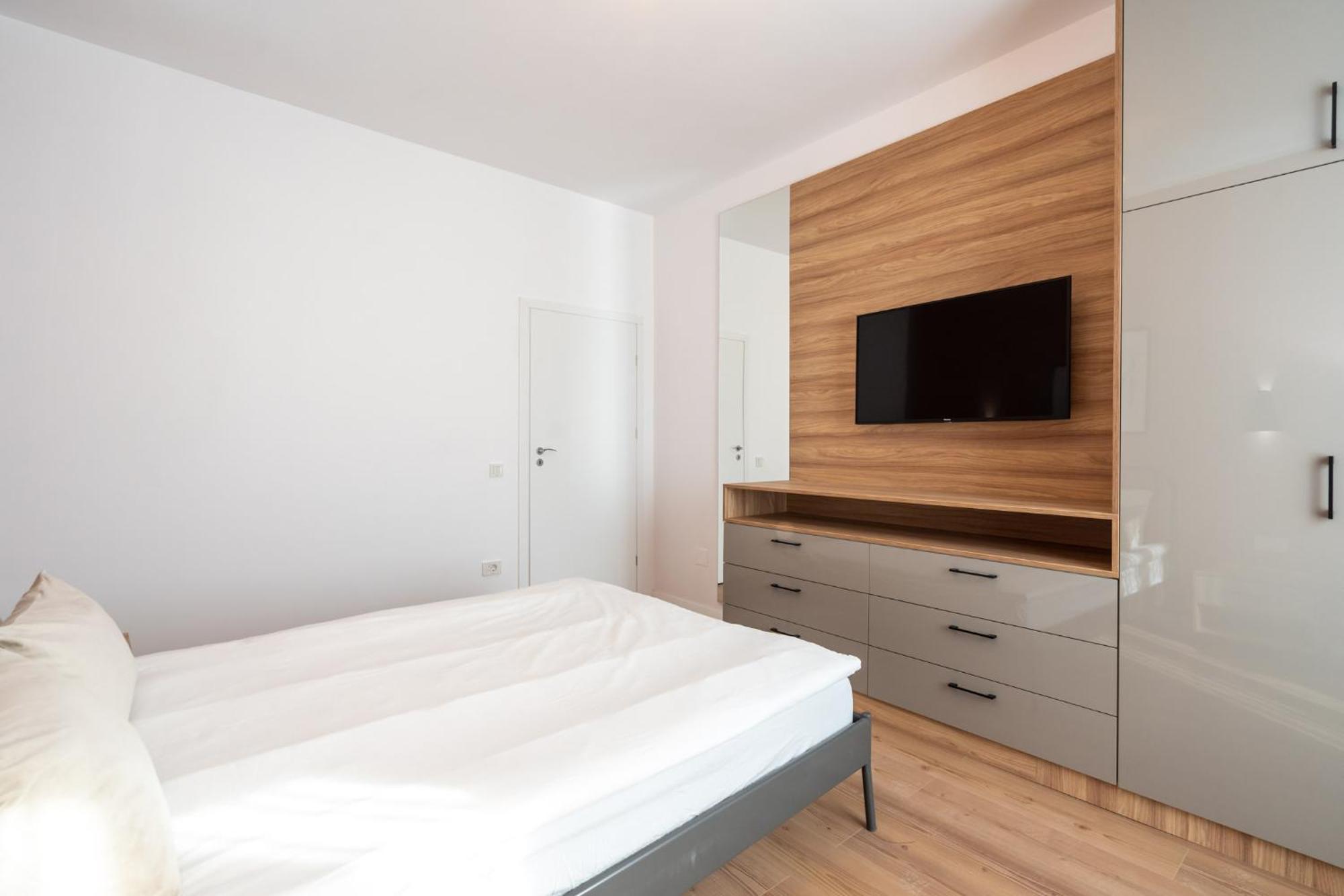 The Loft Luxury Apartments-Near The Park In The City Center Bucureşti Exterior foto